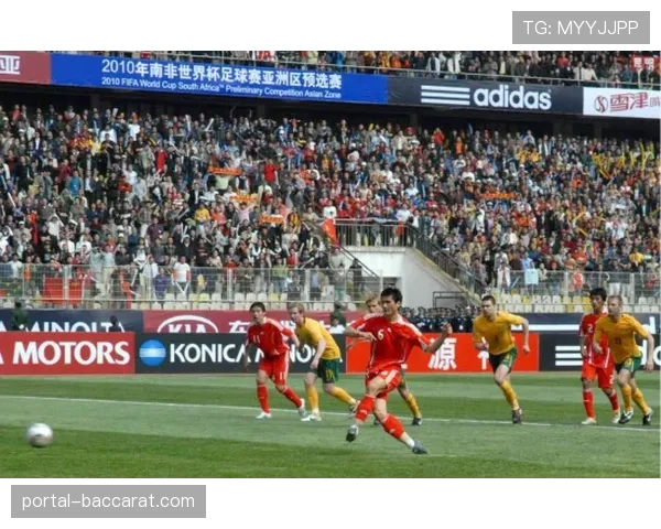 评论：VAR再次成为主角，诺丁汉森林点球申诉被驳引发巨大争议。